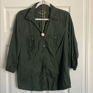 Men's Green Button-Up Shirt